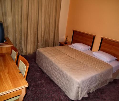 اتاق استاندارد, Al Massa