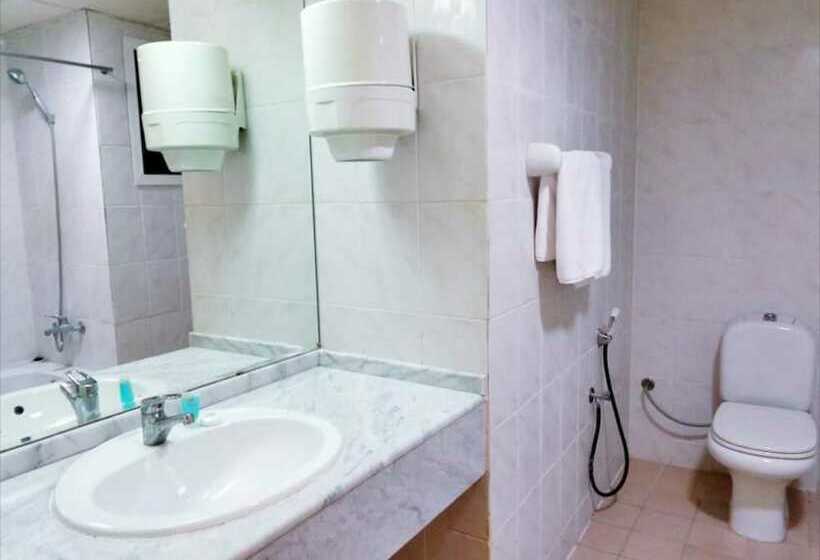 اتاق استاندارد, Al Massa