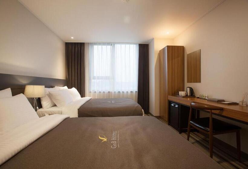 Camera Familiare Deluxe, Gnb