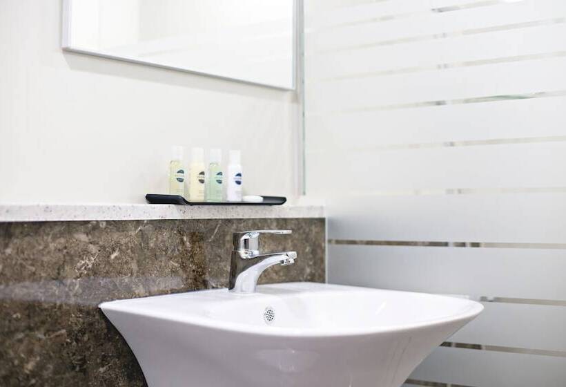 Camera Standard, Gnb