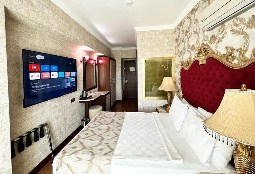 Номер Стандарт с Балконом Вид на Сад, Laur Hotels Experience & Elegance