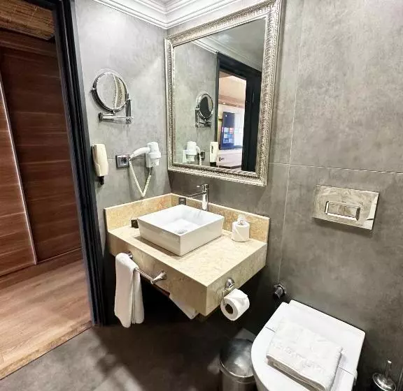 エコノミールーム, Laur Hotels Experience & Elegance
