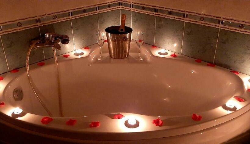 발코니가 있는 스위트, Le Olive