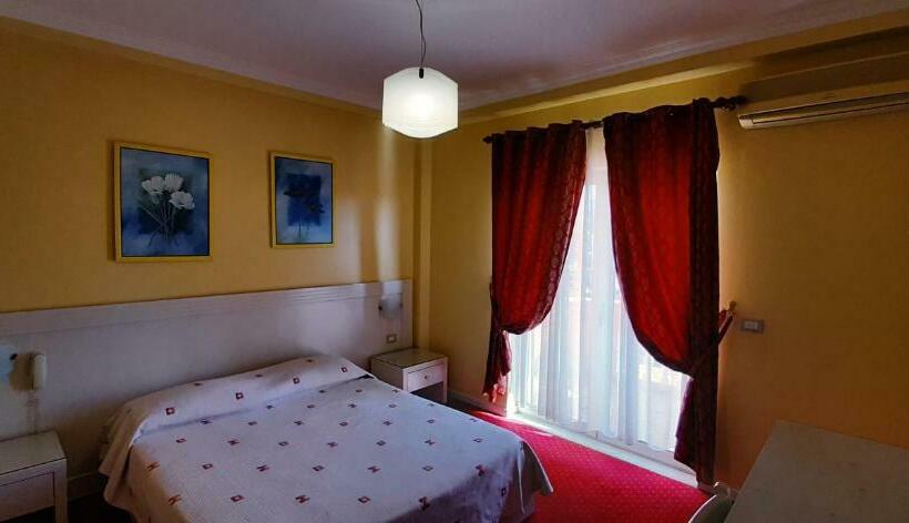 스탠다드 발코니 룸, Le Olive