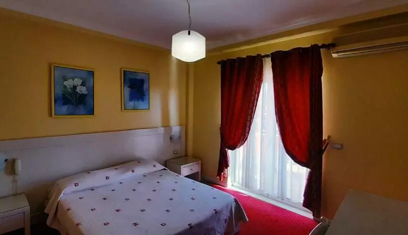 Habitació Estàndard amb Balconada, Le Olive