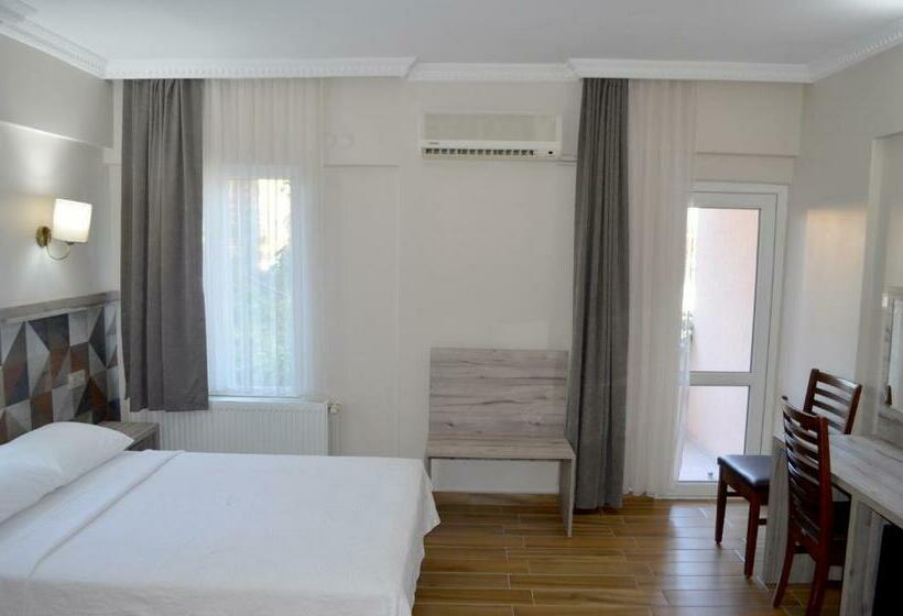 スタンダードルーム, Megas