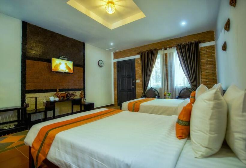 اتاق لوکس با بالکن, My Unique Villa Siemreap