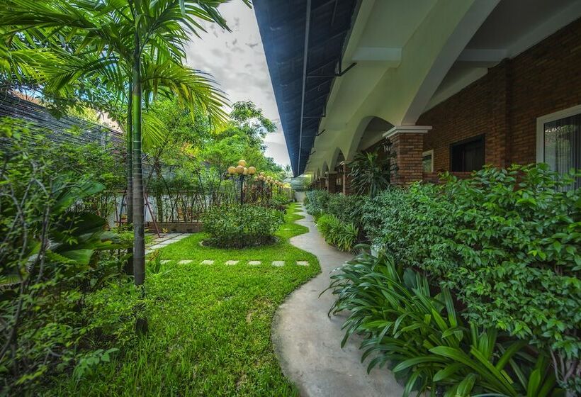 اتاق لوکس با بالکن, My Unique Villa Siemreap