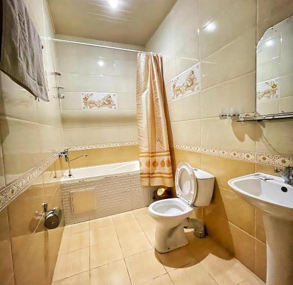 חדר סופריור עם מיטת קינג, Nurafshon Boutique