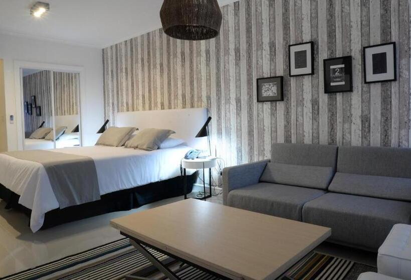 استودیوی استاندارد, Solanas Green Park & Crystal Beach