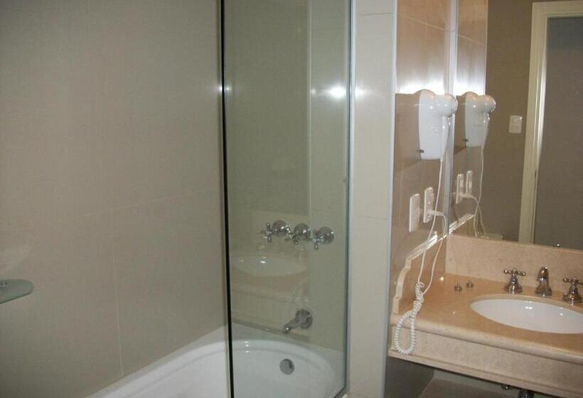 استودیوی استاندارد, Solanas Green Park & Crystal Beach