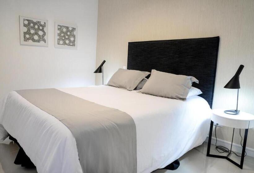 Апартаменты Economy 2 Спальни, Solanas Green Park & Crystal Beach