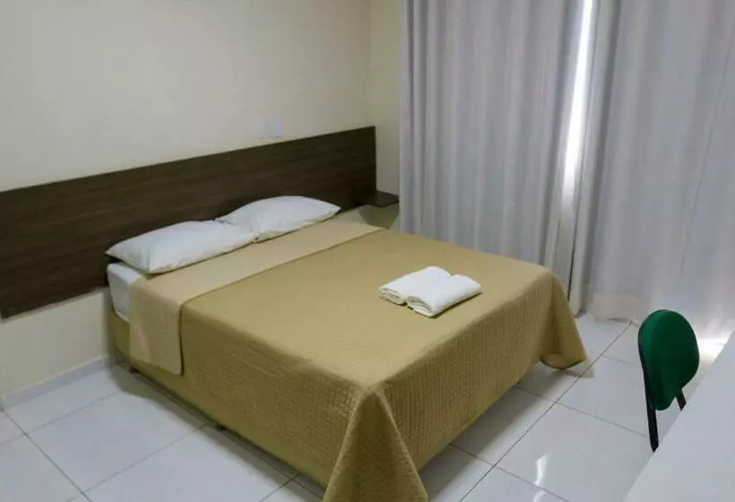 اتاق استاندارد یک نفره, Velit