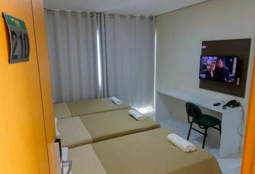 اتاق استاندارد سه نفره, Velit