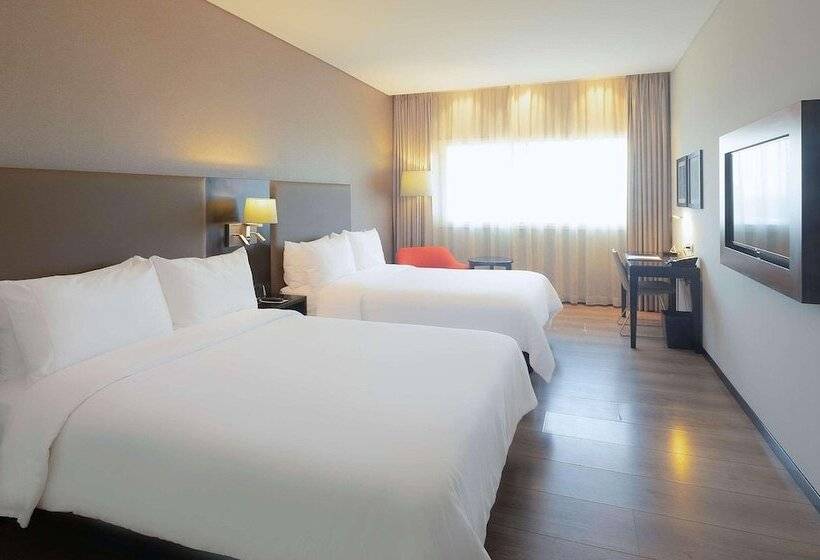 اتاق استاندارد با 2 تخت دوبل, Radisson Hotel Santa Cruz