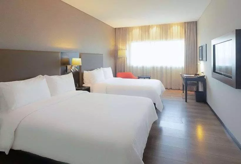اتاق استاندارد با 2 تخت دوبل, Radisson Hotel Santa Cruz