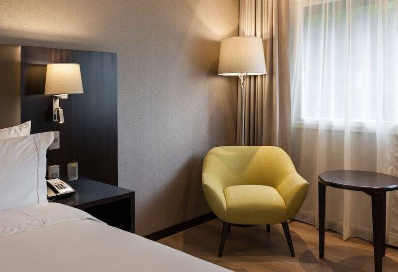 اتاق استاندارد با 2 تخت دوبل, Radisson Hotel Santa Cruz