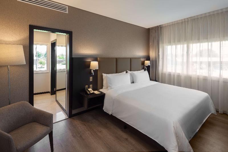 سوئیت پرزیدنت, Radisson Hotel Santa Cruz