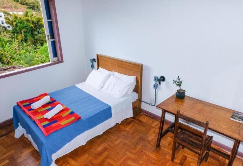 اتاق استاندارد, Varanda Hostel E Galeria De Arte