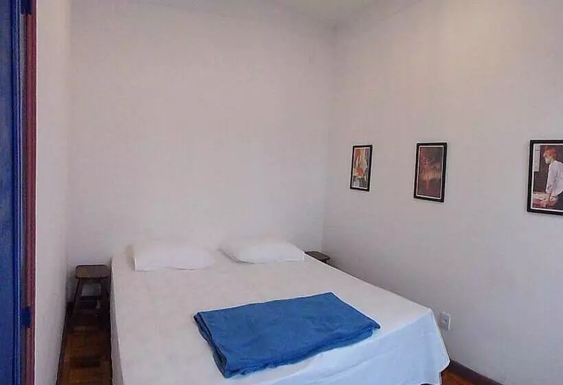 ルームシェアのワンベッド, Varanda Hostel E Galeria De Arte