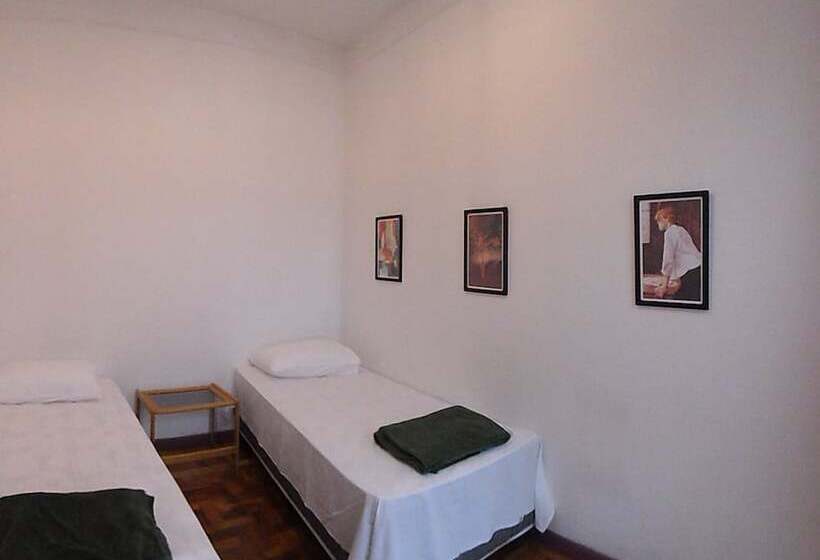 تختخواب در اتاق مشترک, Varanda Hostel E Galeria De Arte
