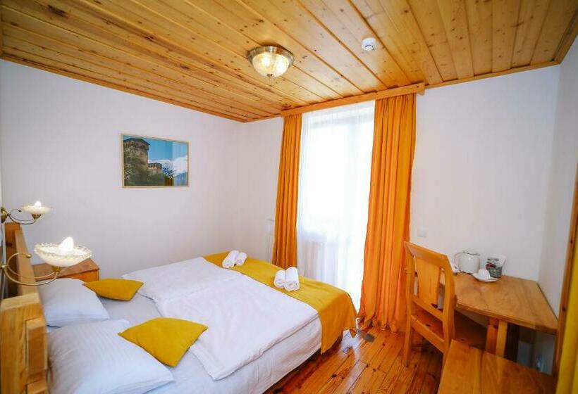 اتاق استاندارد با چشمانداز کوهستان, Alpenhaus Kazbegi Hotel & Restaurant