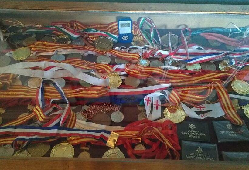 Economy Triple Room, Guest House Shota