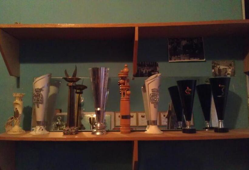 Economy Triple Room, Guest House Shota