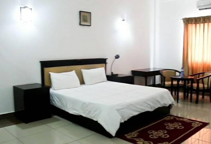 غرفة إقتصادية, Al Khalil Machava