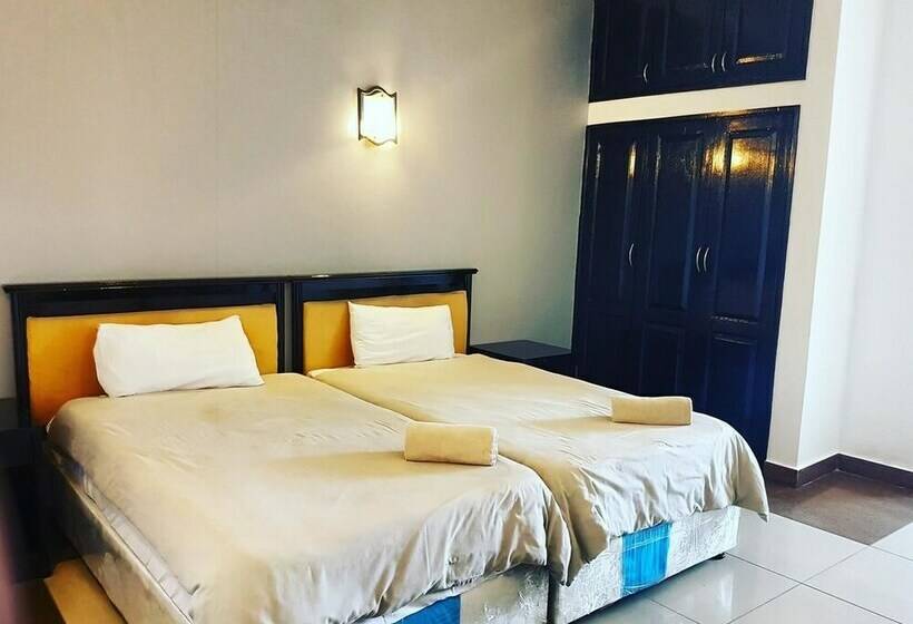 غرفة إقتصادية, Al Khalil Machava