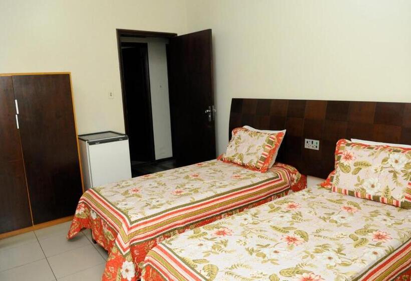 חדר דלוקס, Cidade