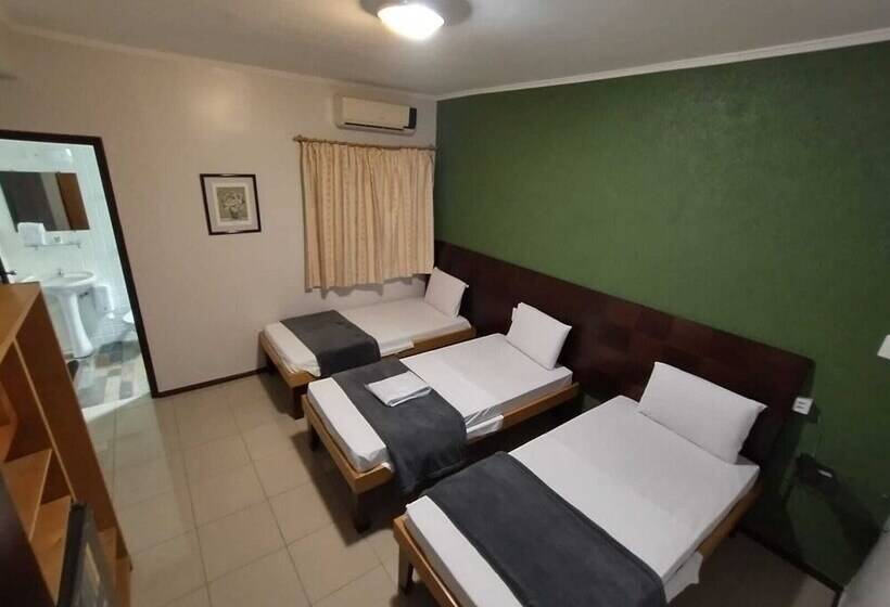 חדר דלוקס, Cidade