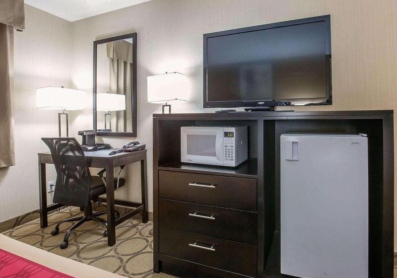 חדר אקונומי, Cidade