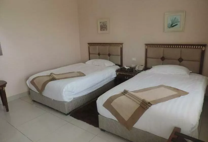 اتاق استاندارد, Crown Hotel Juba
