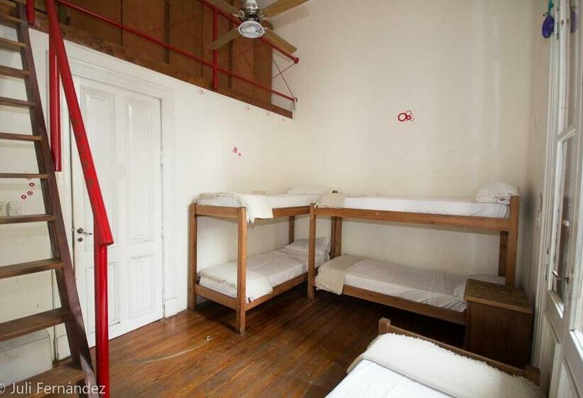 ルームシェアのワンベッド, Hostel Point