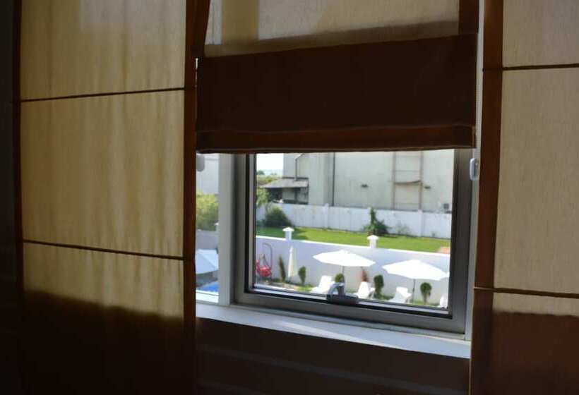 اتاق سوپریور سه تخته, Kent