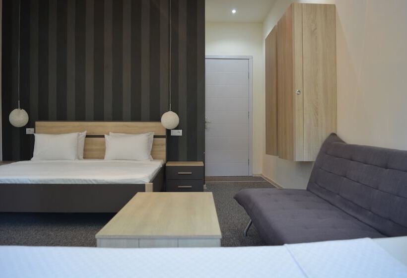 اتاق سوپریور سه تخته, Kent