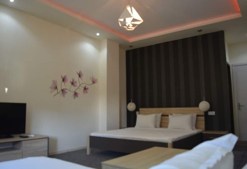 اتاق سوپریور سه تخته, Kent