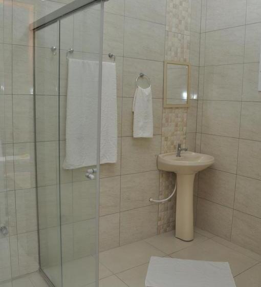 Трехместный Номер Deluxe, Marechal Plaza