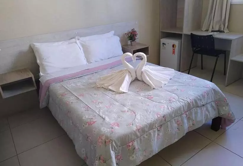 Deluxe Kolmen Hengen Huone, Marechal Plaza