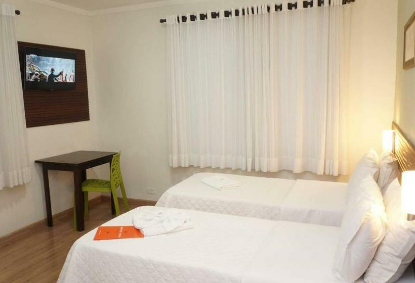 스탠다드 룸, Nelo