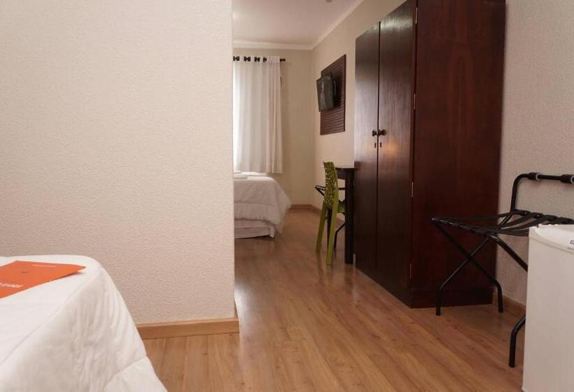 수피리어 트리플 룸, Nelo