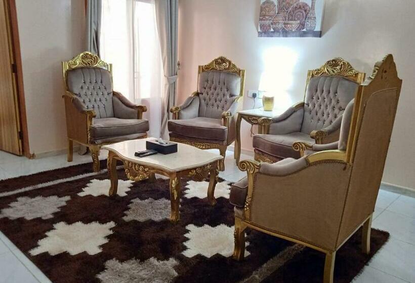 سوییت اجرایی, Riyam