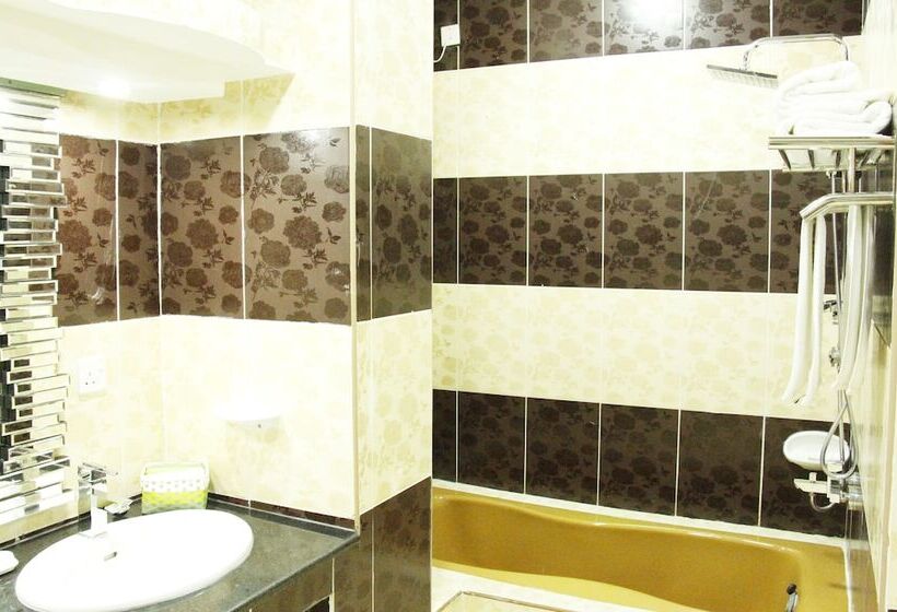 اتاق کلاسیک, Riyam