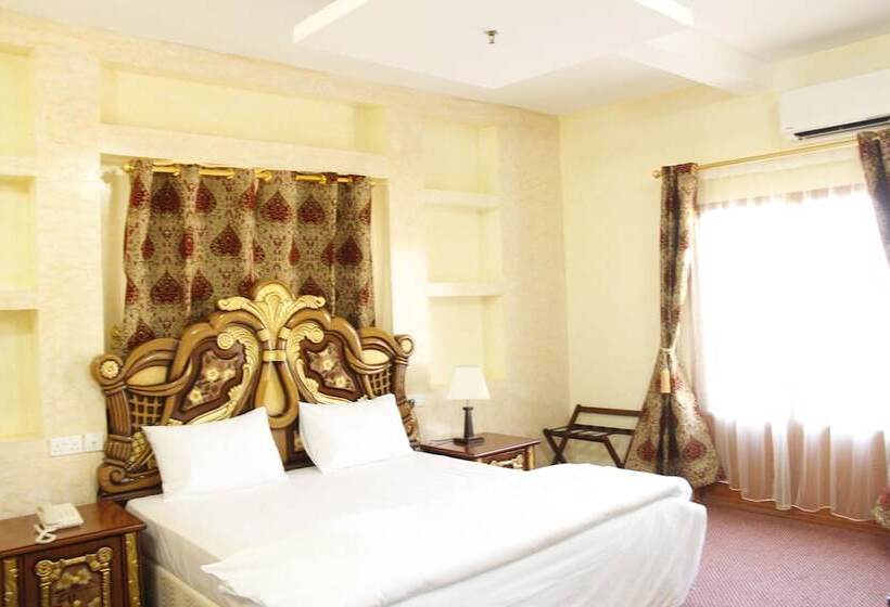 اتاق اجرایی, Riyam