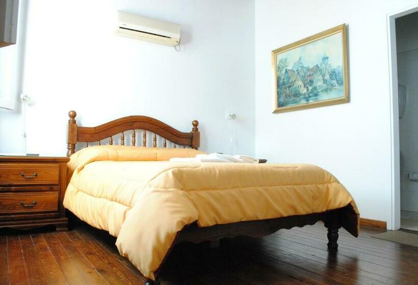 اتاق سوپریور یک تخته, Romi