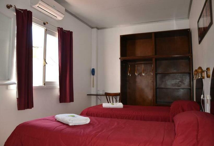 اتاق سوپریور, Romi