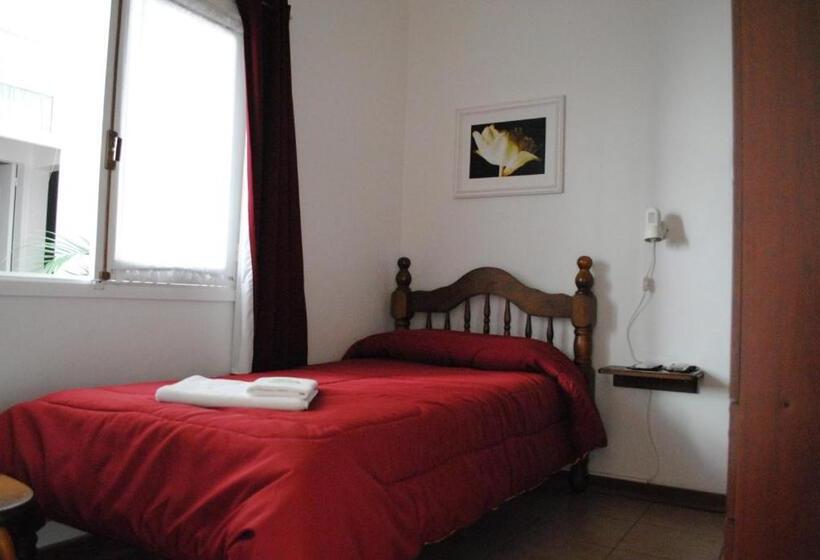 اتاق اکونومی یک تخته, Romi