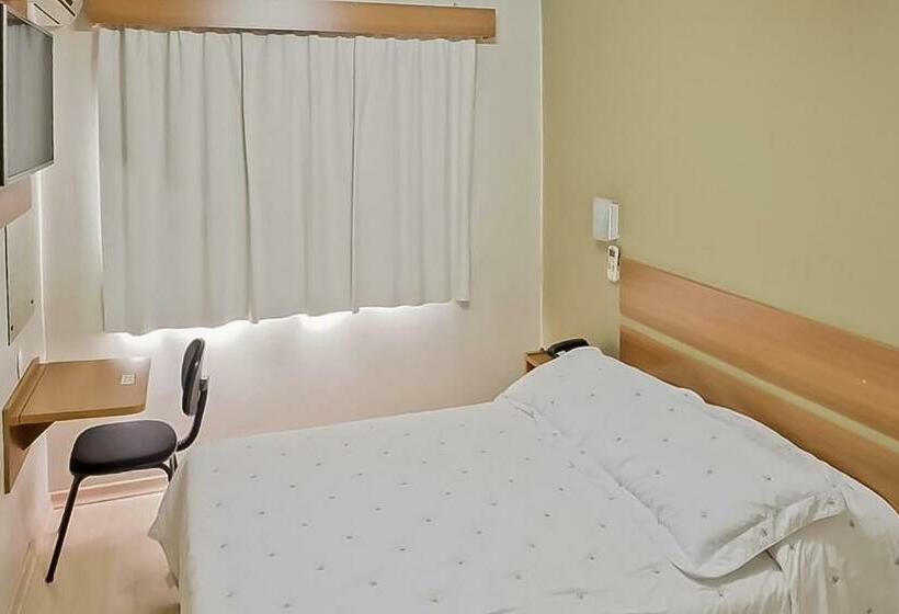 デラックスルーム, Tri Hotel Centro Chapecó