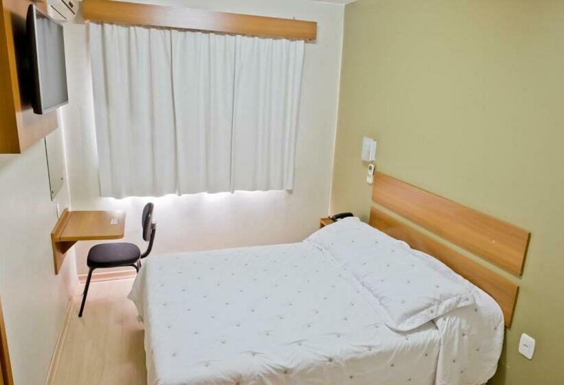 デラックスルーム, Tri Hotel Centro Chapecó